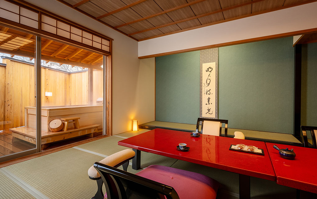 離れ 卯月 -uzuki-